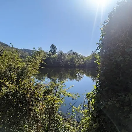別荘 Le Moulin De La Toulzanie